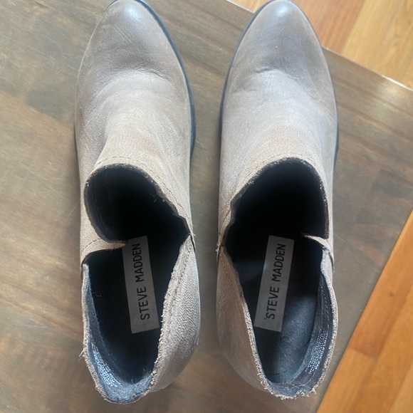 Women Steve Madden Adelphie light brown leather booties size 6 - Picture 4 of 4
